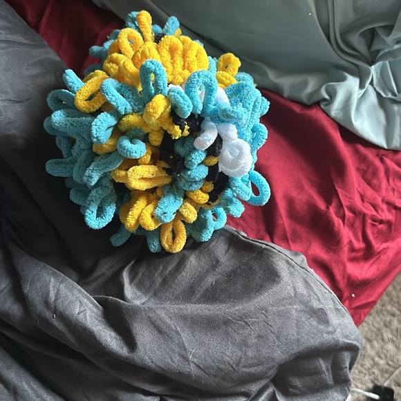 off the hook smiley face and cookie monster discontinued loop yarn - Picture 2 of 4